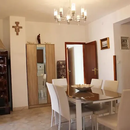 Vila Bayview Postira
